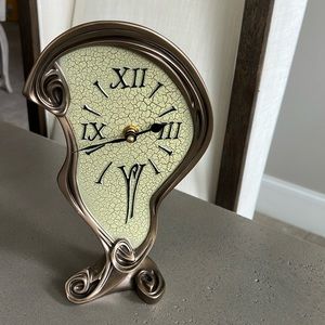Veronese Design Bronze Finish Table Clock (Dali)